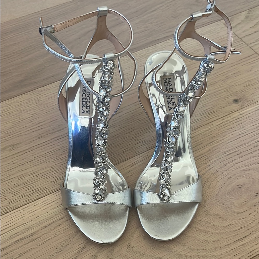Badgley Mischka Silver Women's Sandals